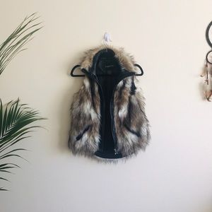 FAUX FUR LEATHER VEST FULL ZIP WITH POCKETS